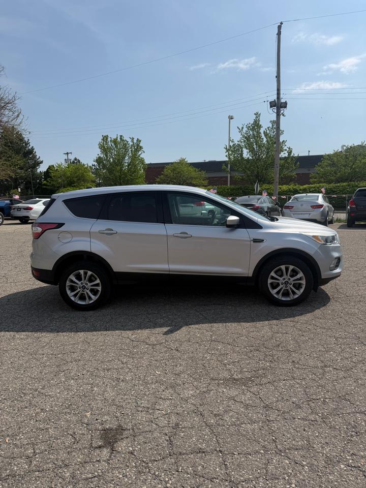 Ford Escape SE 4WD 2017