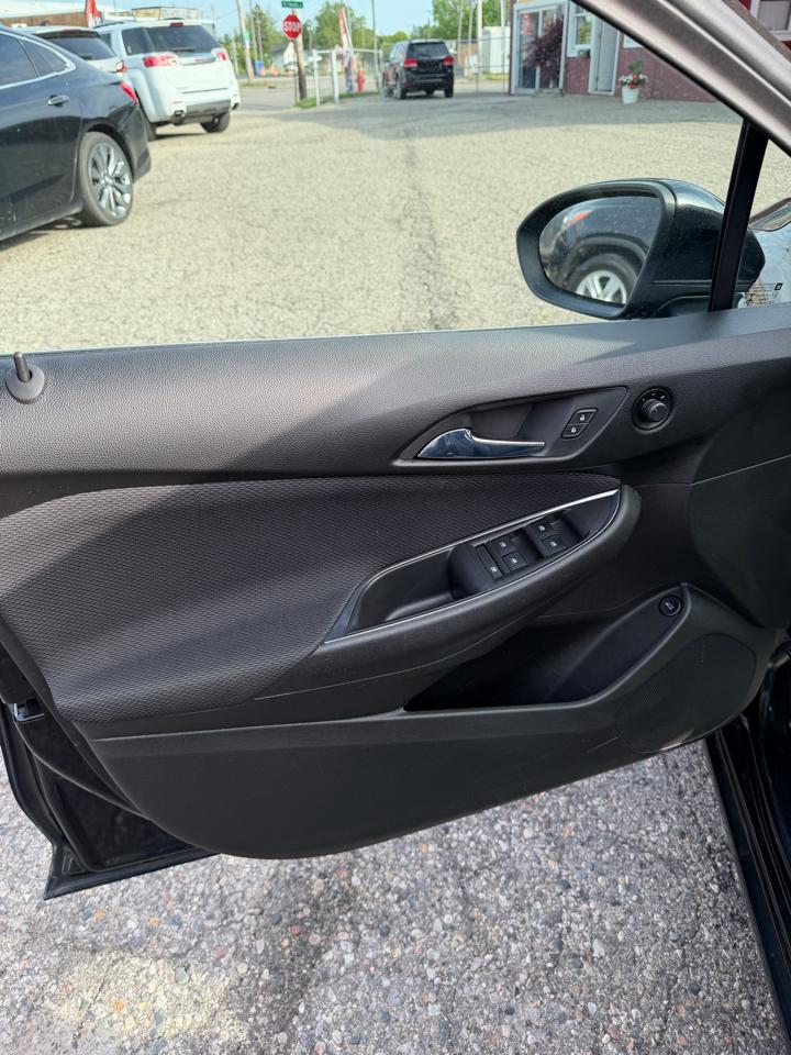 Chevrolet Cruze LT Auto 2017
