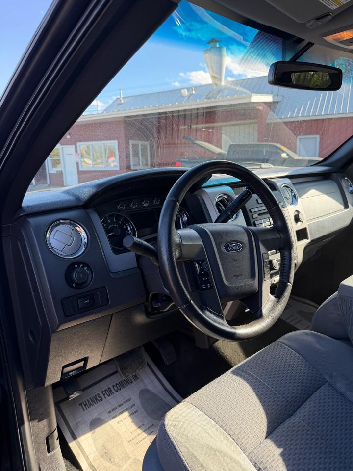 Ford F-150 4WD SuperCab 145" XLT 2011