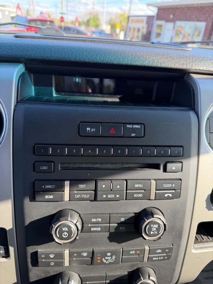 Ford F-150 4WD SuperCab 145" XLT 2011
