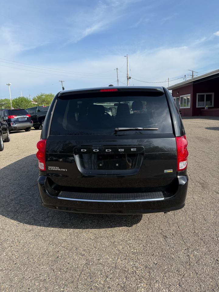 Dodge Grand Caravan SE 2016