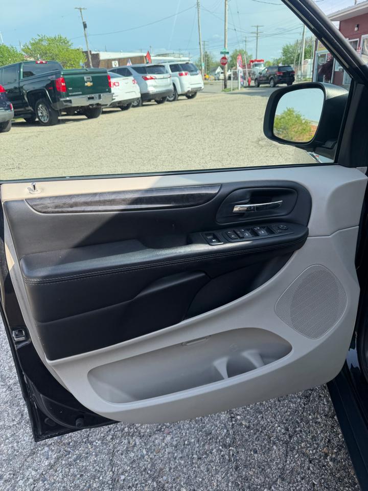 Dodge Grand Caravan SE 2016