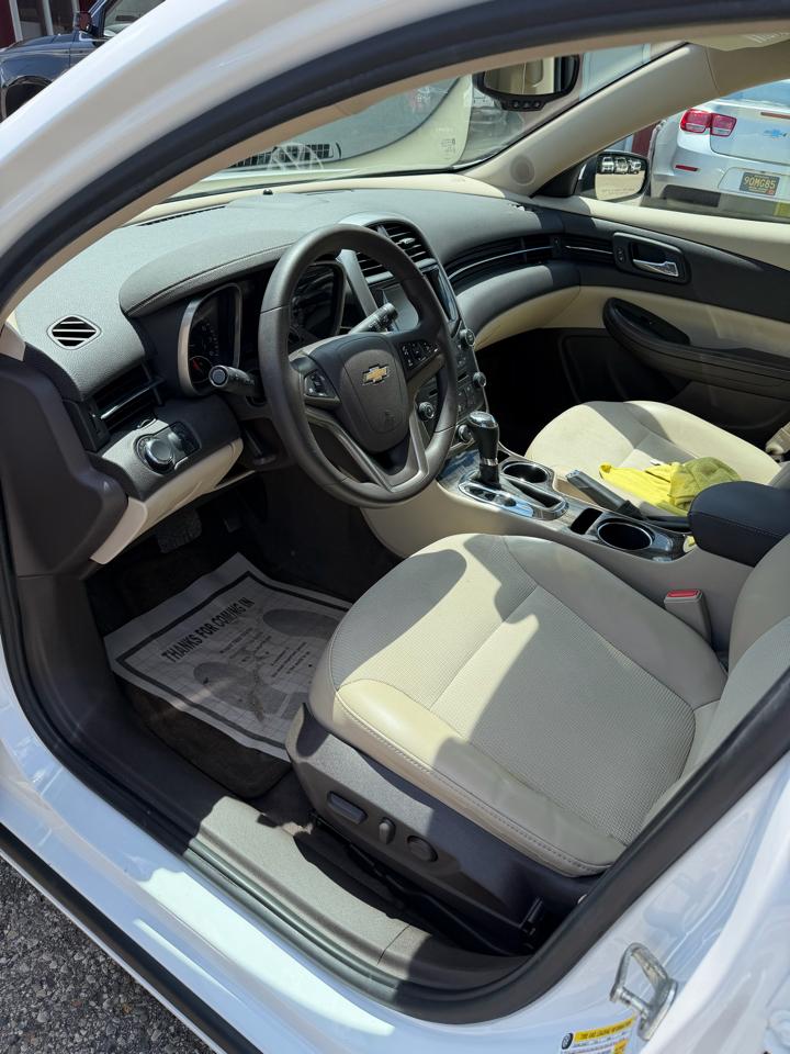 Chevrolet Malibu 1LT 2015