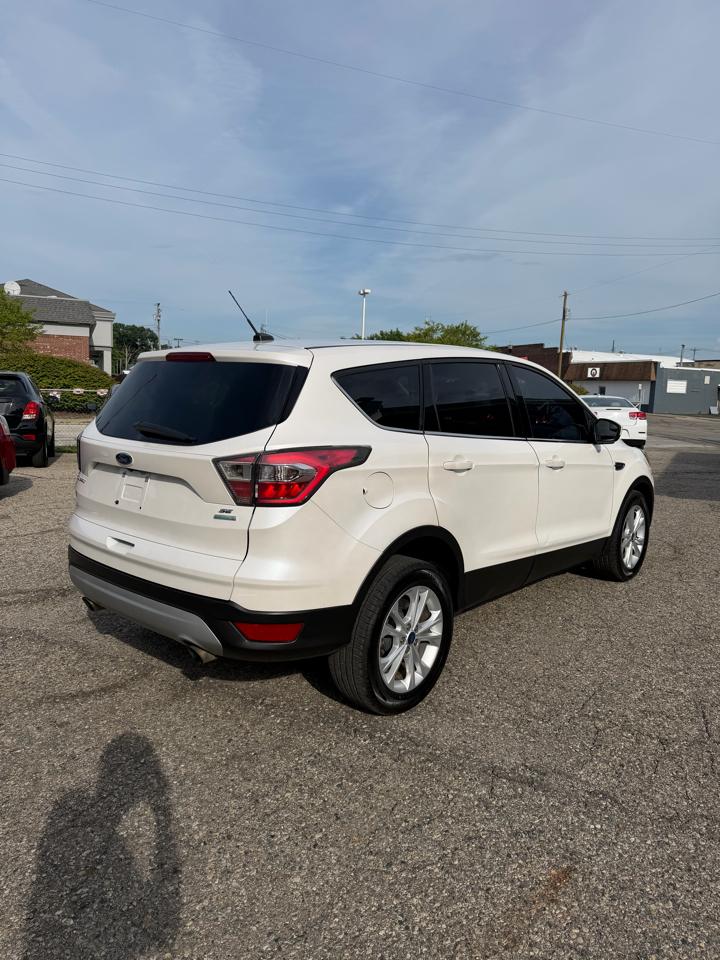 Ford Escape SE FWD 2017