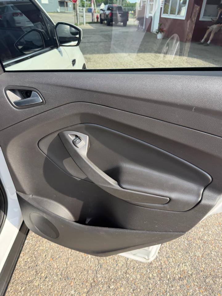 Ford Escape SE FWD 2017