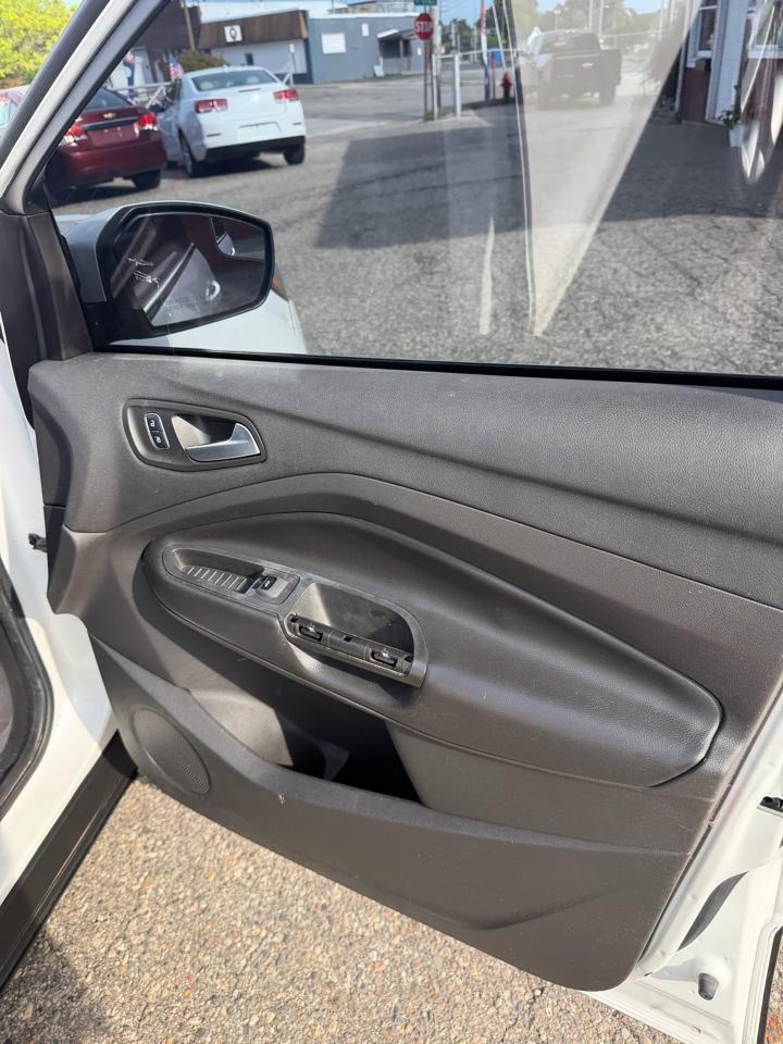Ford Escape SE FWD 2017