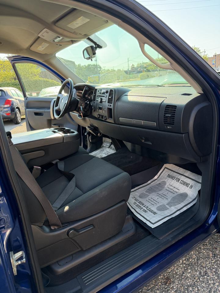 Chevrolet Silverado 1500 1LT Crew Cab 4WD 2013