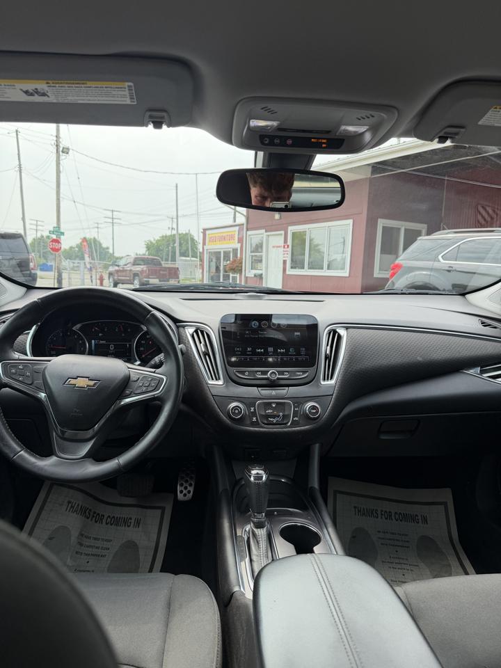 Chevrolet Malibu 1LT 2017