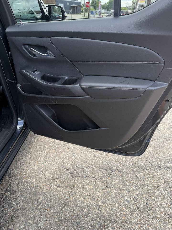 Chevrolet Traverse LT Cloth FWD 2018
