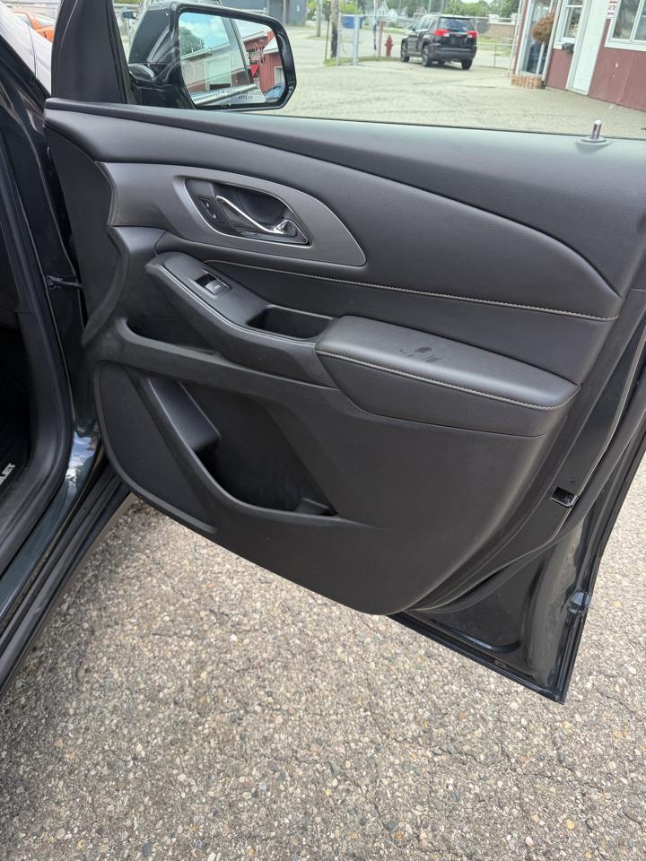 Chevrolet Traverse LT Cloth FWD 2018