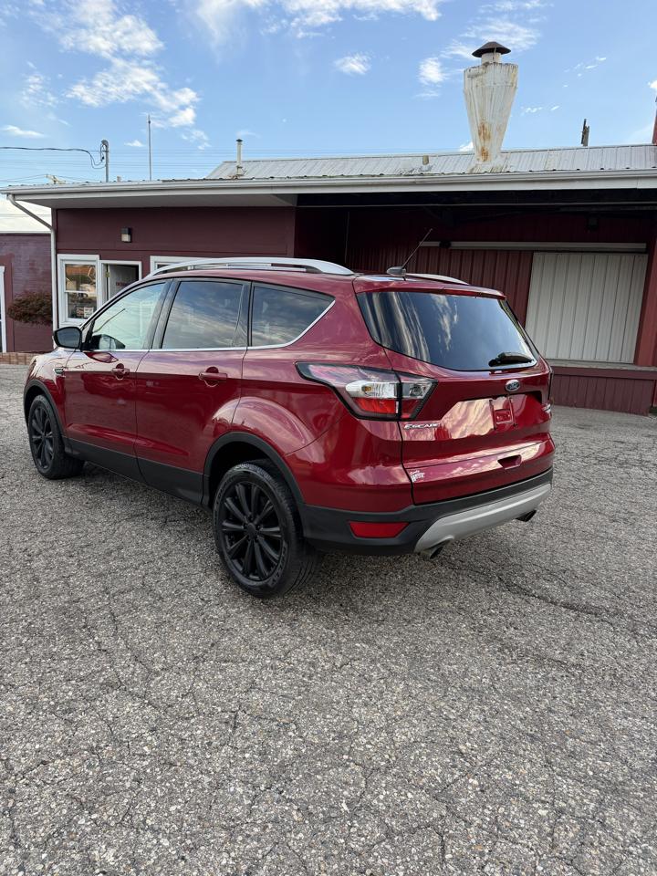 Ford Escape Titanium FWD 2017