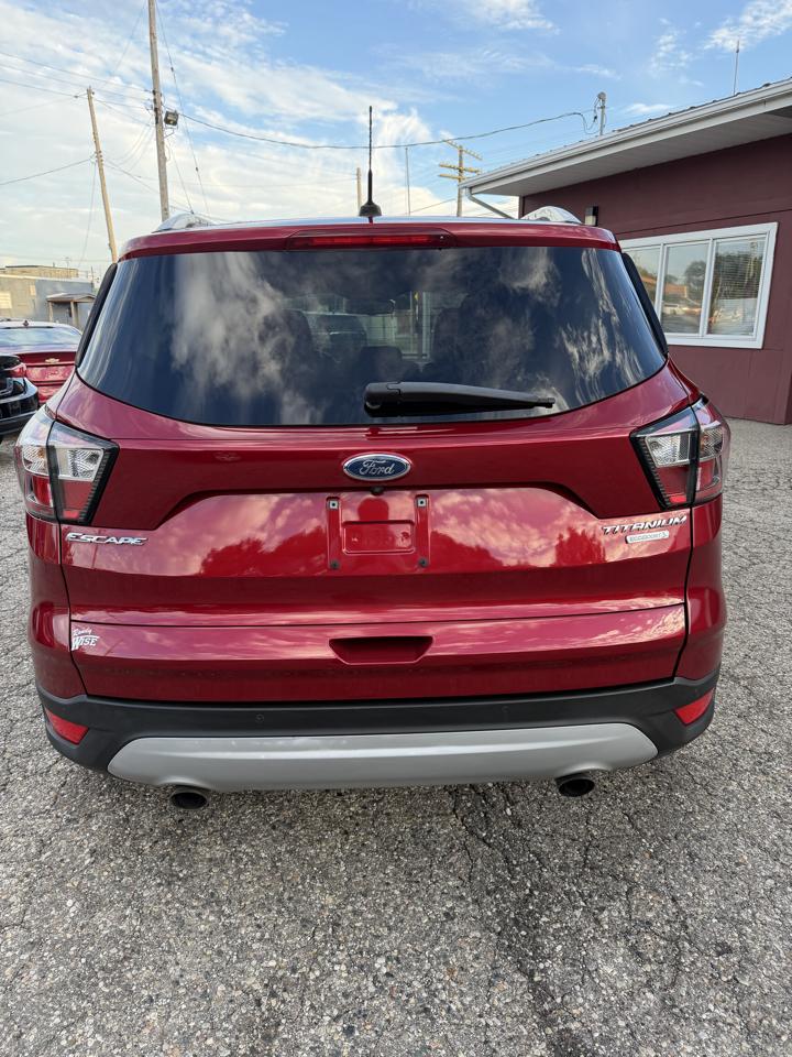 Ford Escape Titanium FWD 2017