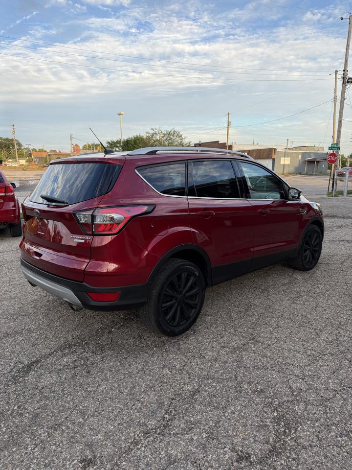 Ford Escape Titanium FWD 2017