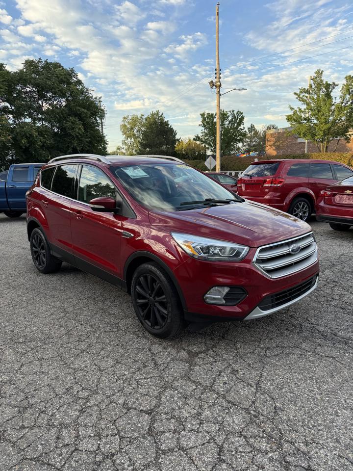 Ford Escape Titanium FWD 2017