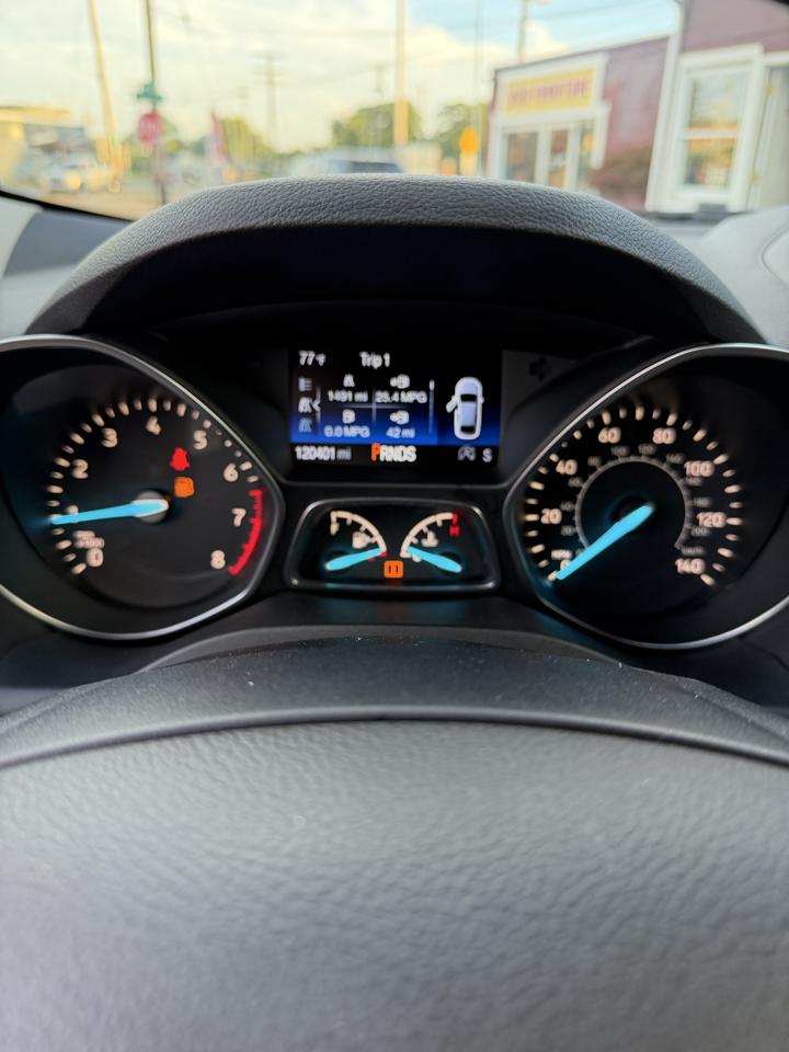 Ford Escape Titanium FWD 2017