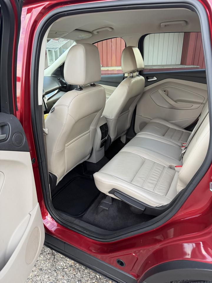 Ford Escape Titanium FWD 2017