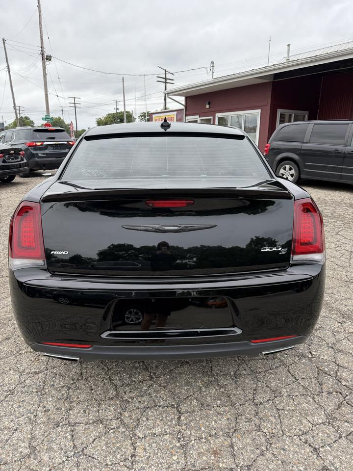 Chrysler 300 S V6 AWD 2017