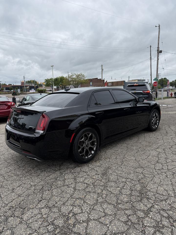 Chrysler 300 S V6 AWD 2017