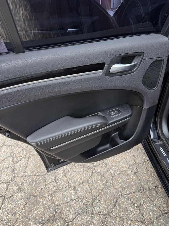 Chrysler 300 S V6 AWD 2017