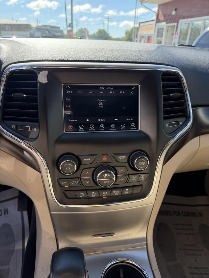 Jeep Grand Cherokee Laredo 4WD 2018