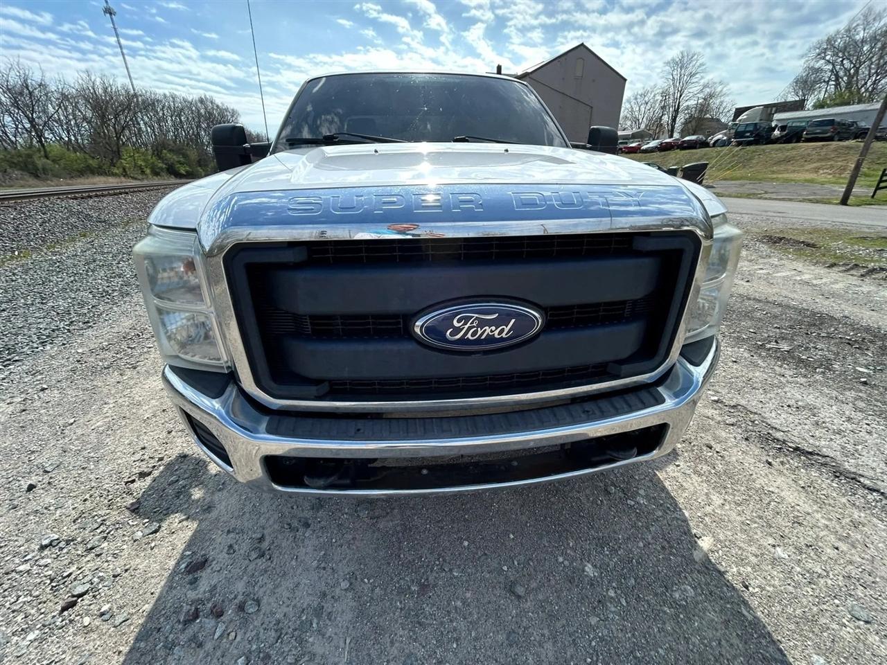 Ford F-250 SD XL SuperCab 4WD 2016