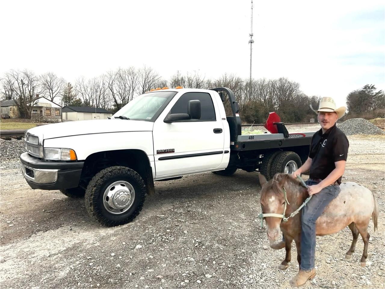 2002 Dodge Ram 3500 ST 4WD