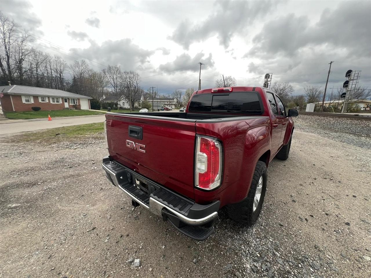 GMC Canyon SLE Crew Cab 4WD 2017