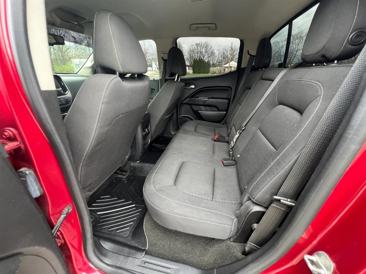 GMC Canyon SLE Crew Cab 4WD 2017