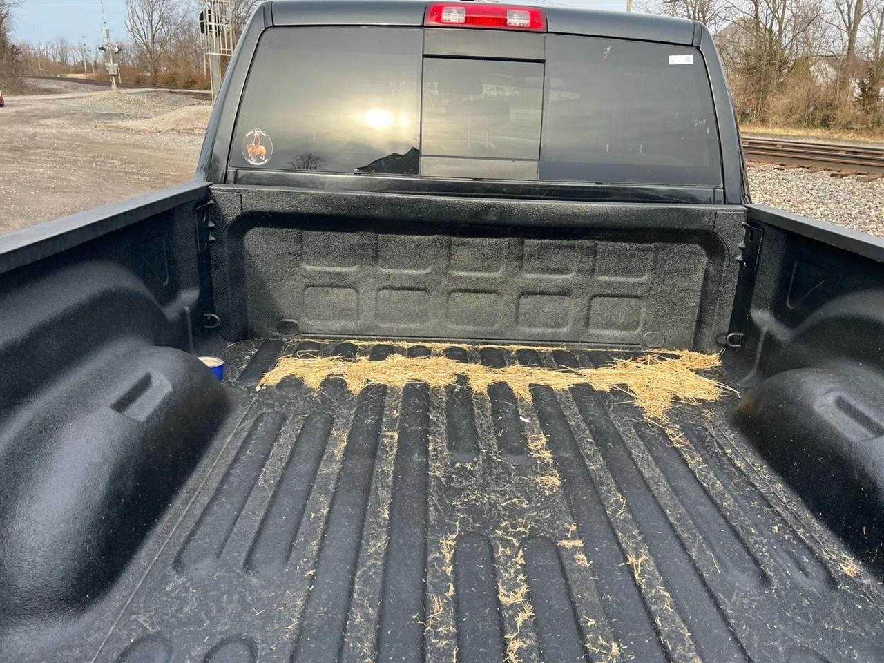 RAM 2500 SLT Crew Cab SWB 4WD 2017