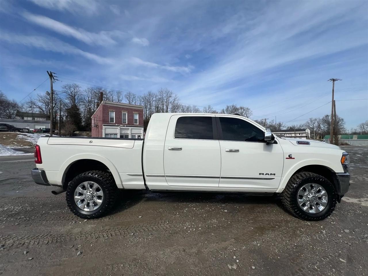 RAM 2500 Limited Mega Cab 4WD 2019