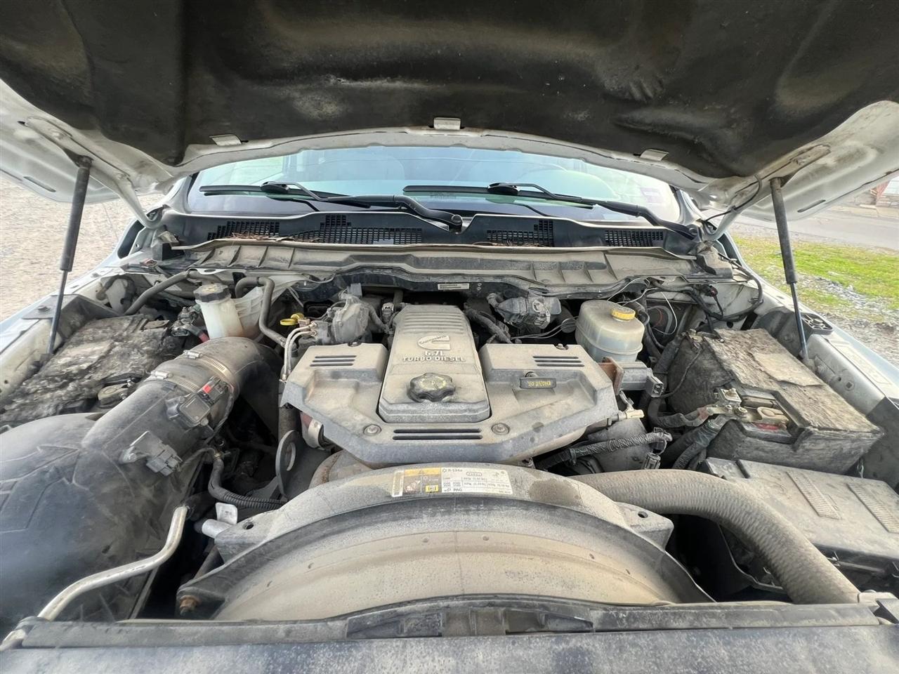 RAM 2500 SLT Crew Cab SWB 4WD 2016