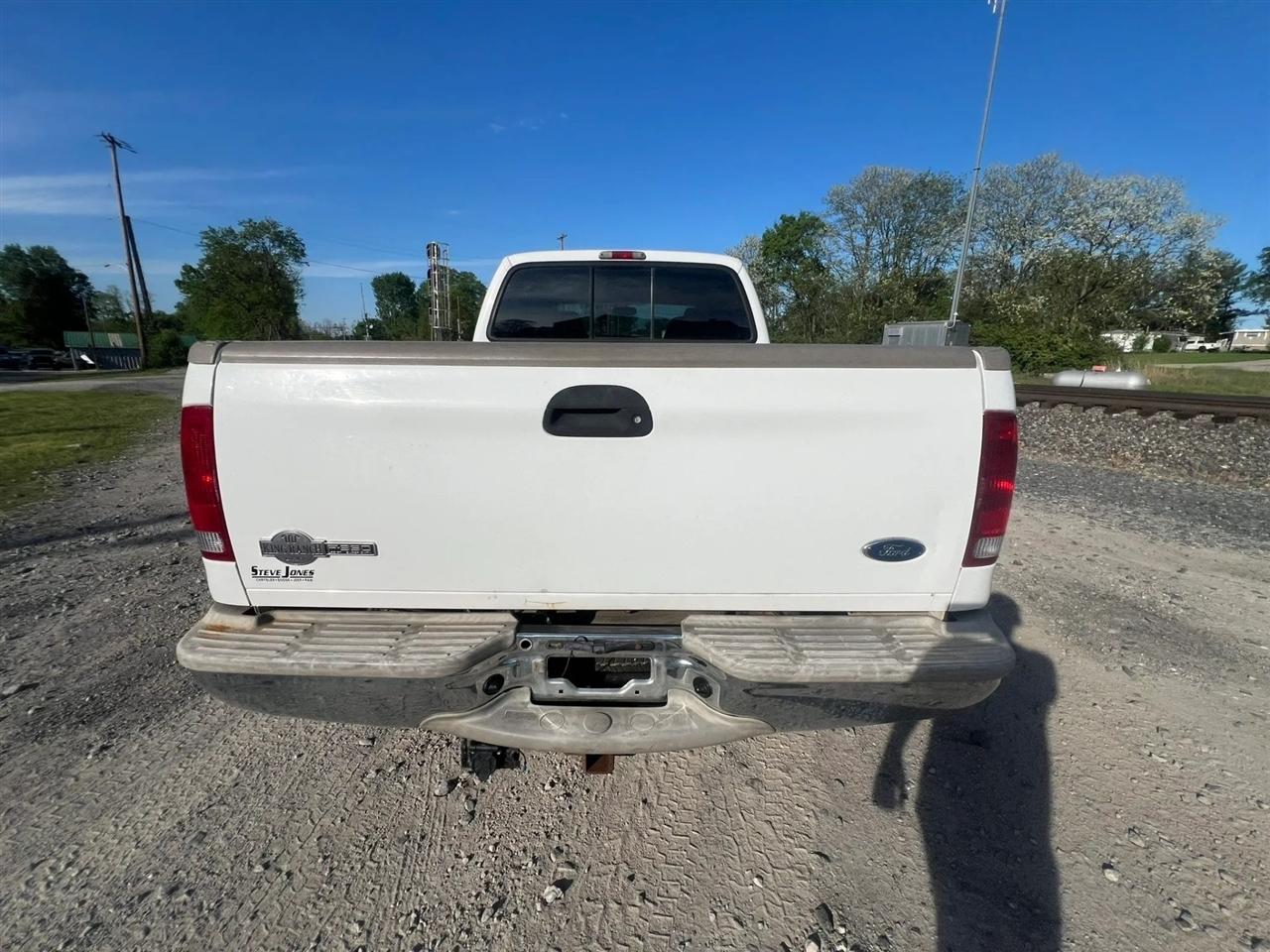 Ford F-350 SD XLT Crew Cab Long Bed 4WD 2005