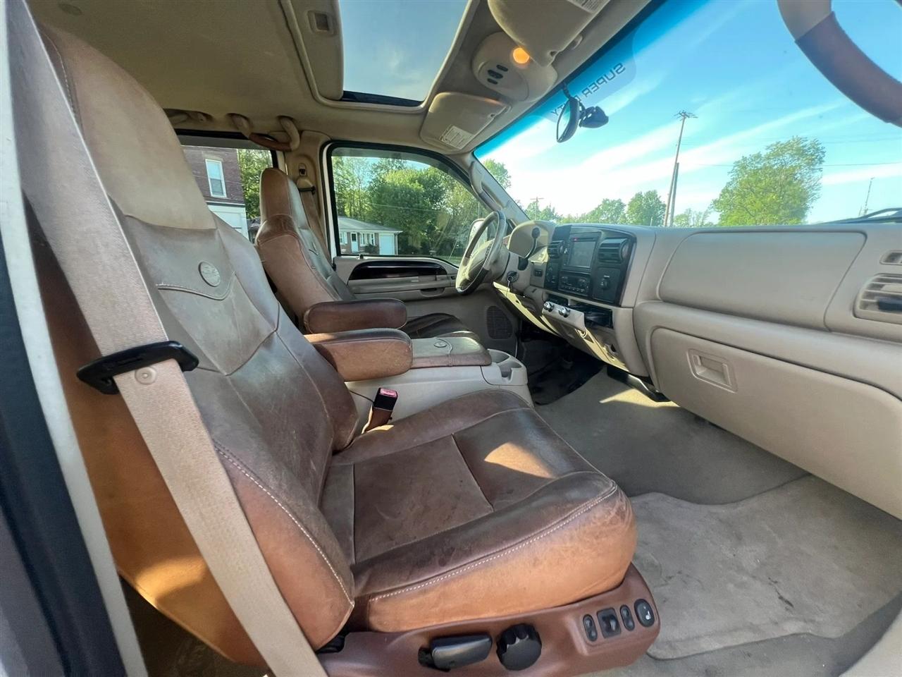 Ford F-350 SD XLT Crew Cab Long Bed 4WD 2005