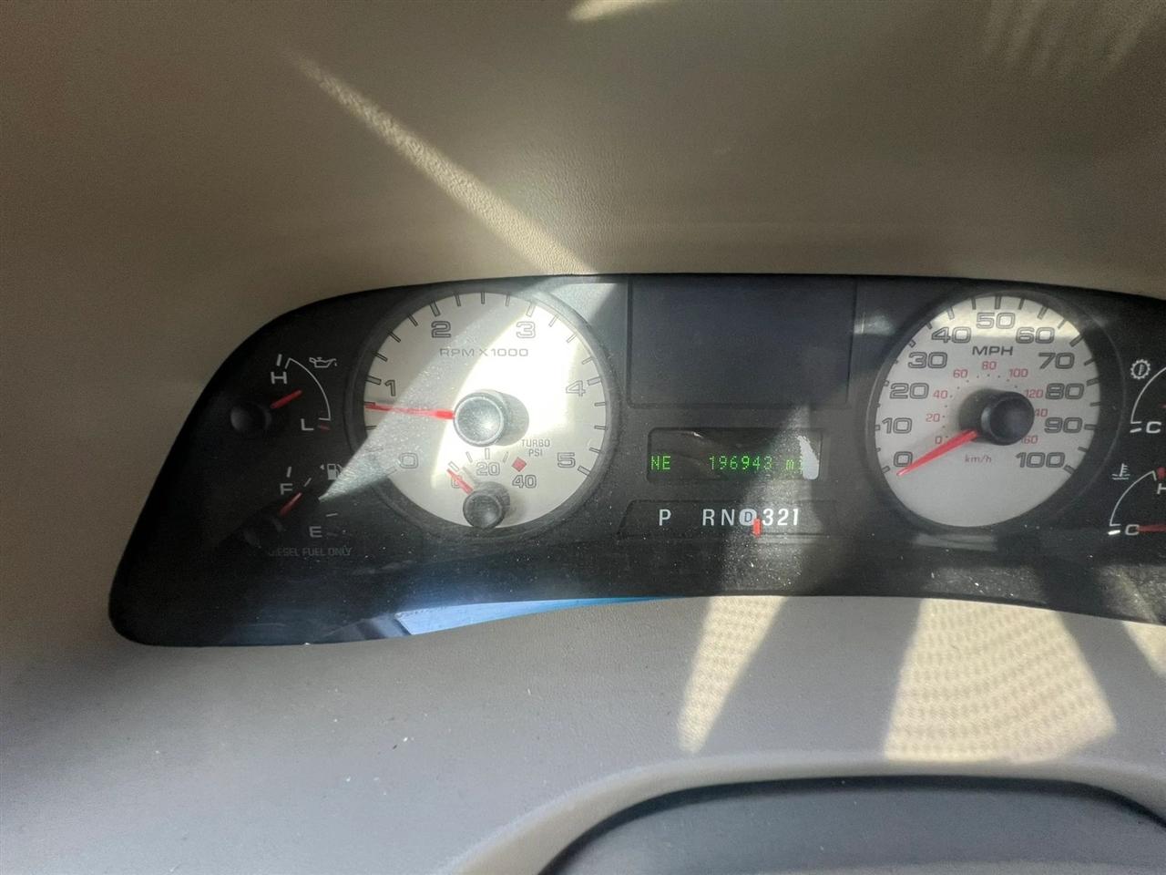 Ford F-350 SD XLT Crew Cab Long Bed 4WD 2005