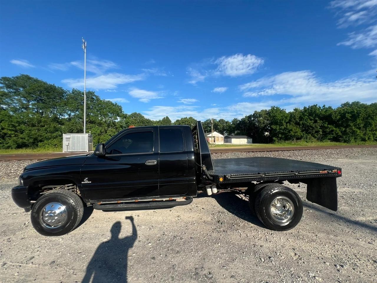 Dodge Ram 3500 SLT Quad Cab 4WD 2002