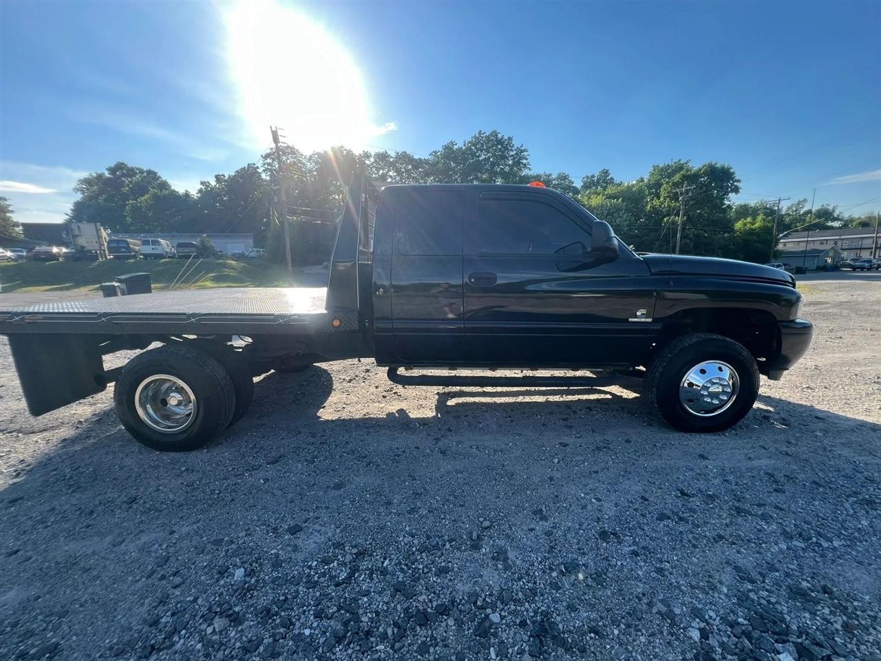 Dodge Ram 3500 SLT Quad Cab 4WD 2002