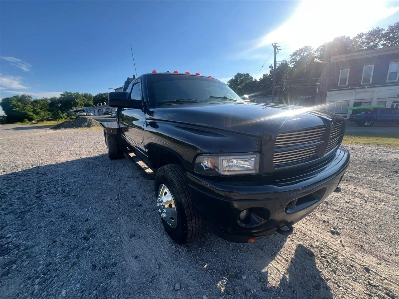 Dodge Ram 3500 SLT Quad Cab 4WD 2002