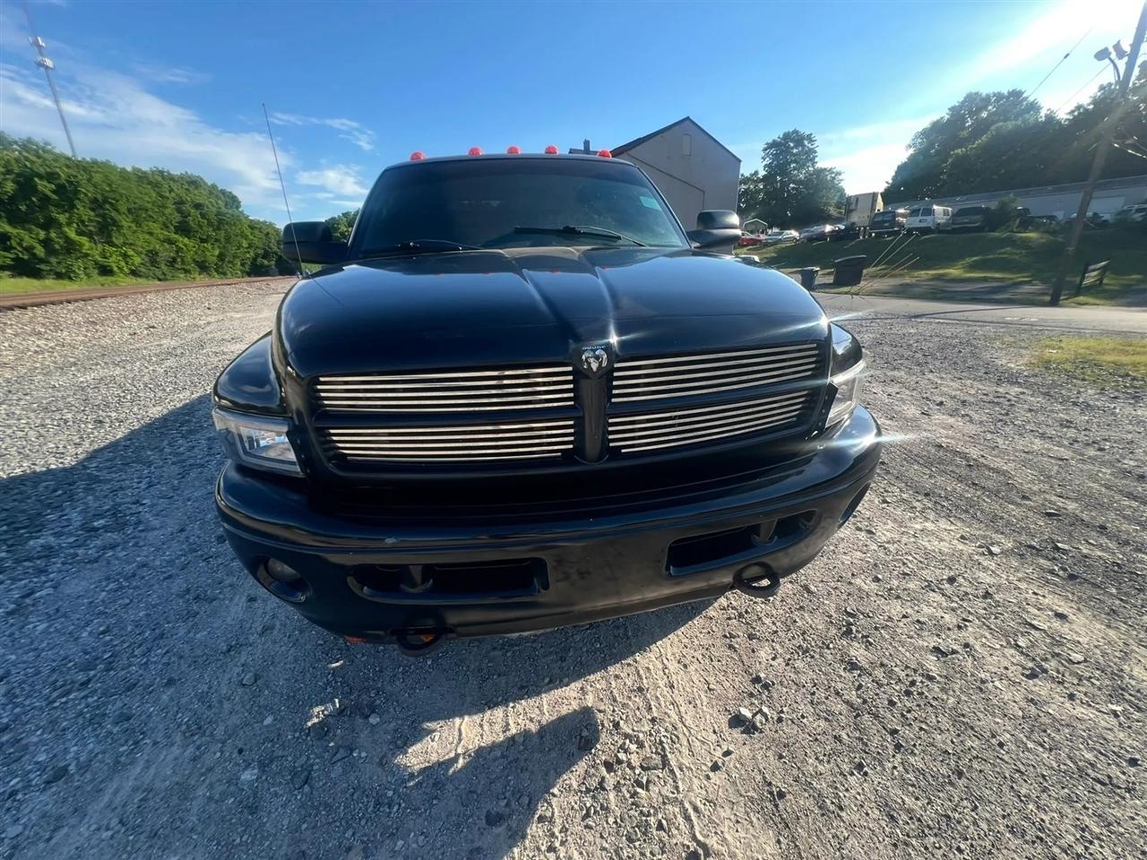 Dodge Ram 3500 SLT Quad Cab 4WD 2002