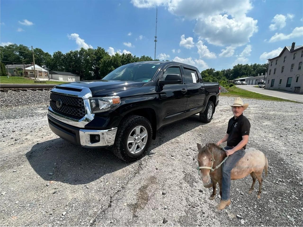 2020 Toyota Tundra SR5 5.7L V8 CrewMax 4WD