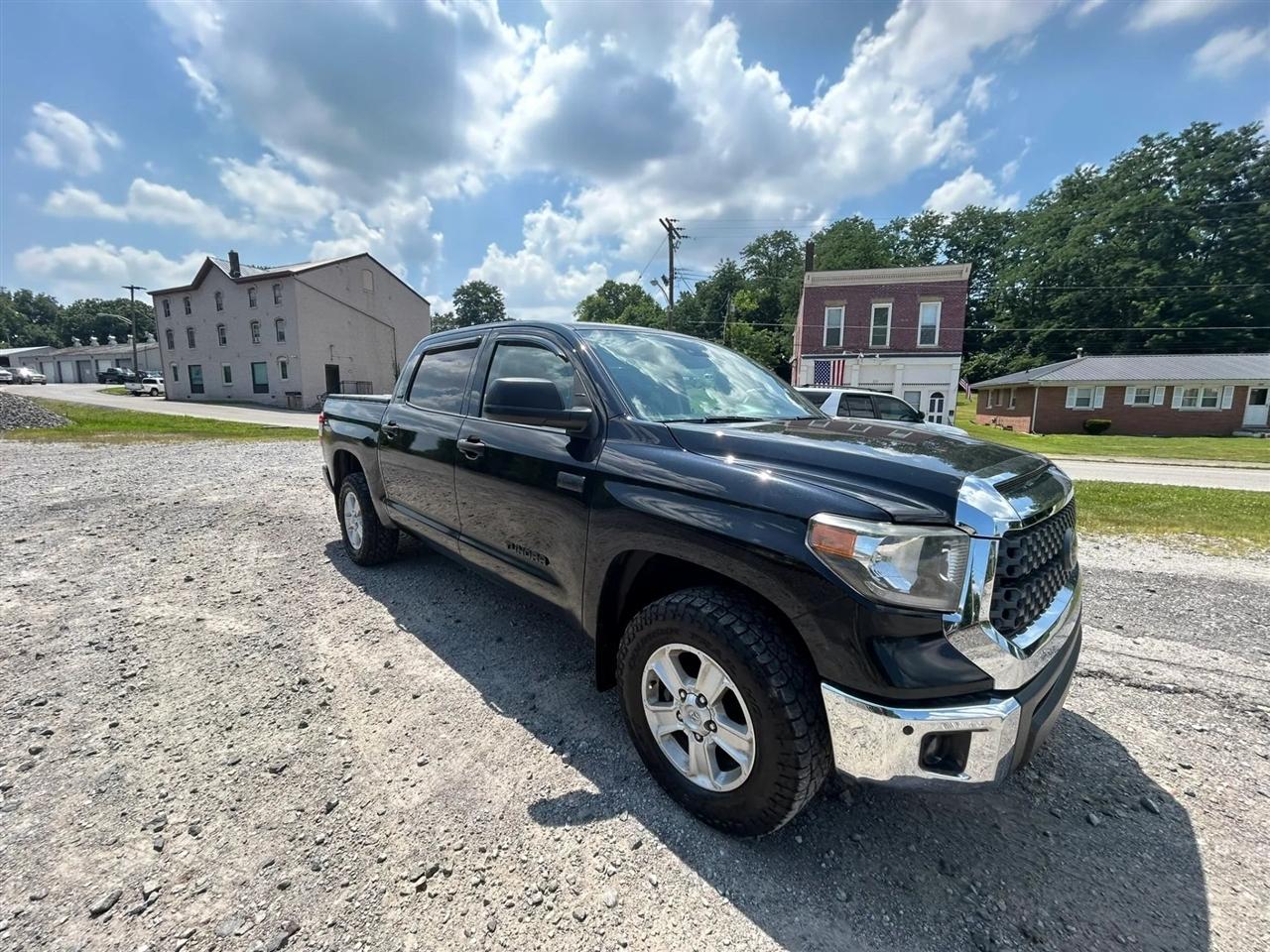 Toyota Tundra SR5 5.7L V8 CrewMax 4WD 2020