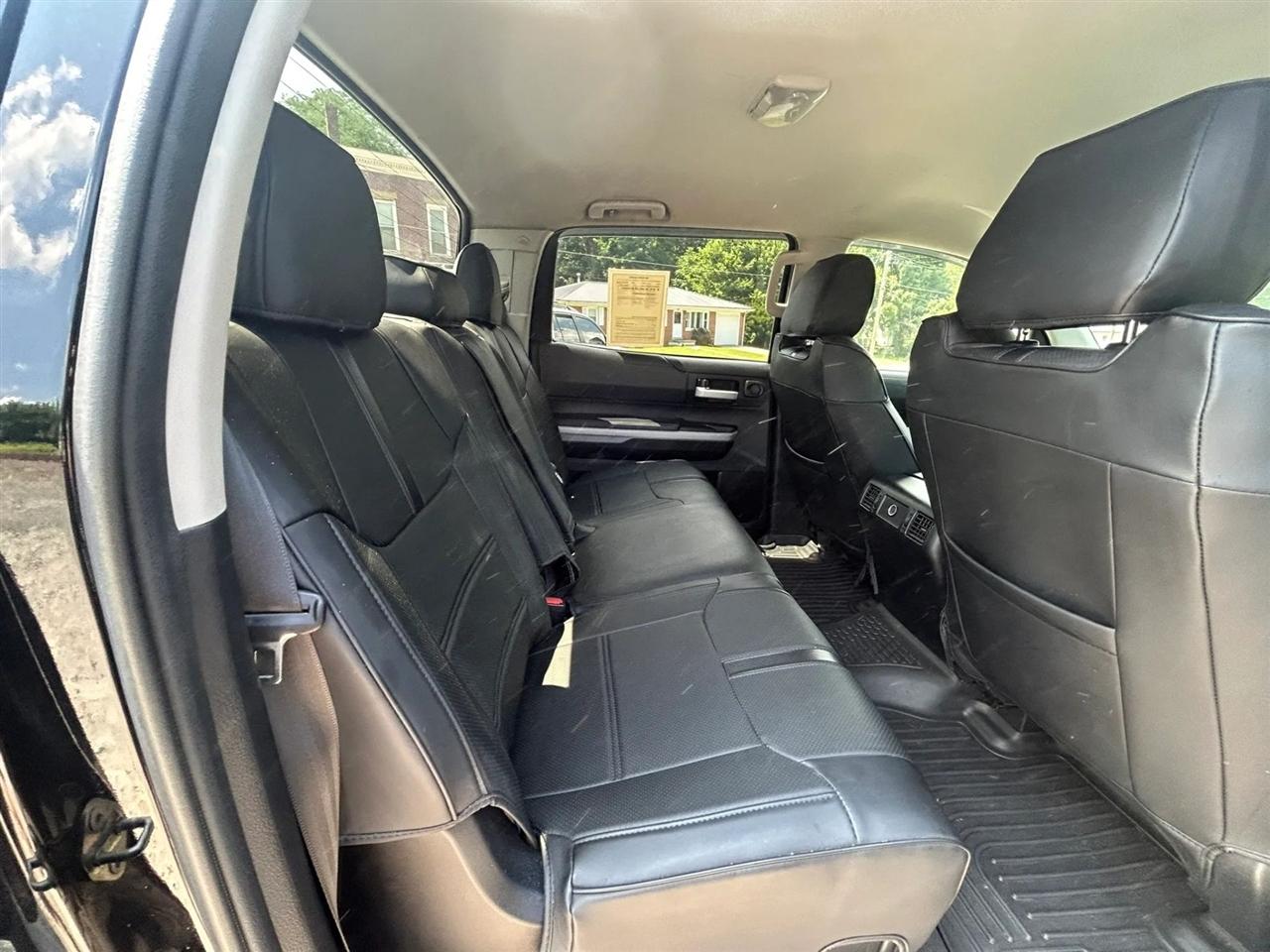 Toyota Tundra SR5 5.7L V8 CrewMax 4WD 2020
