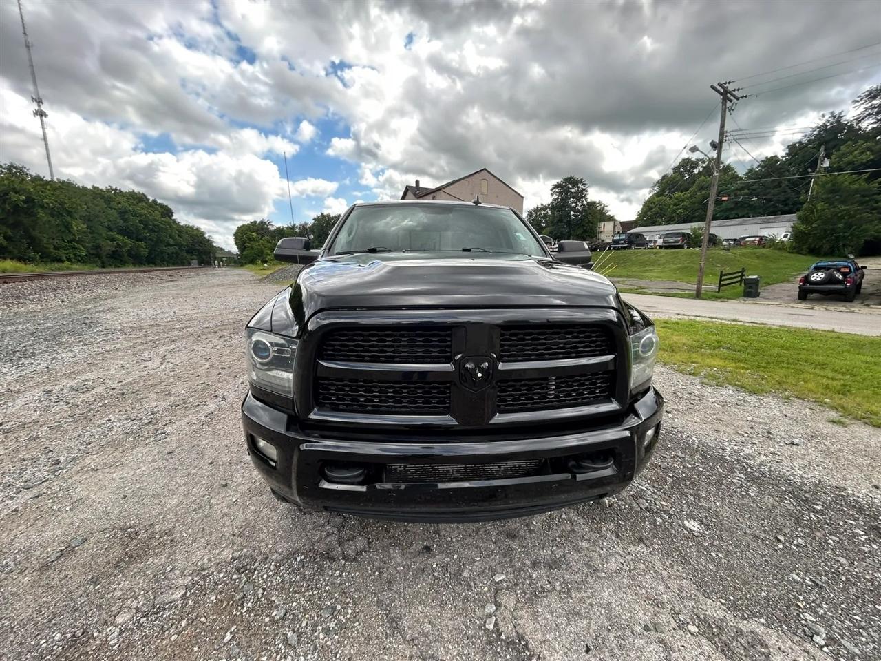 RAM 2500 Laramie Crew Cab SWB 4WD 2016