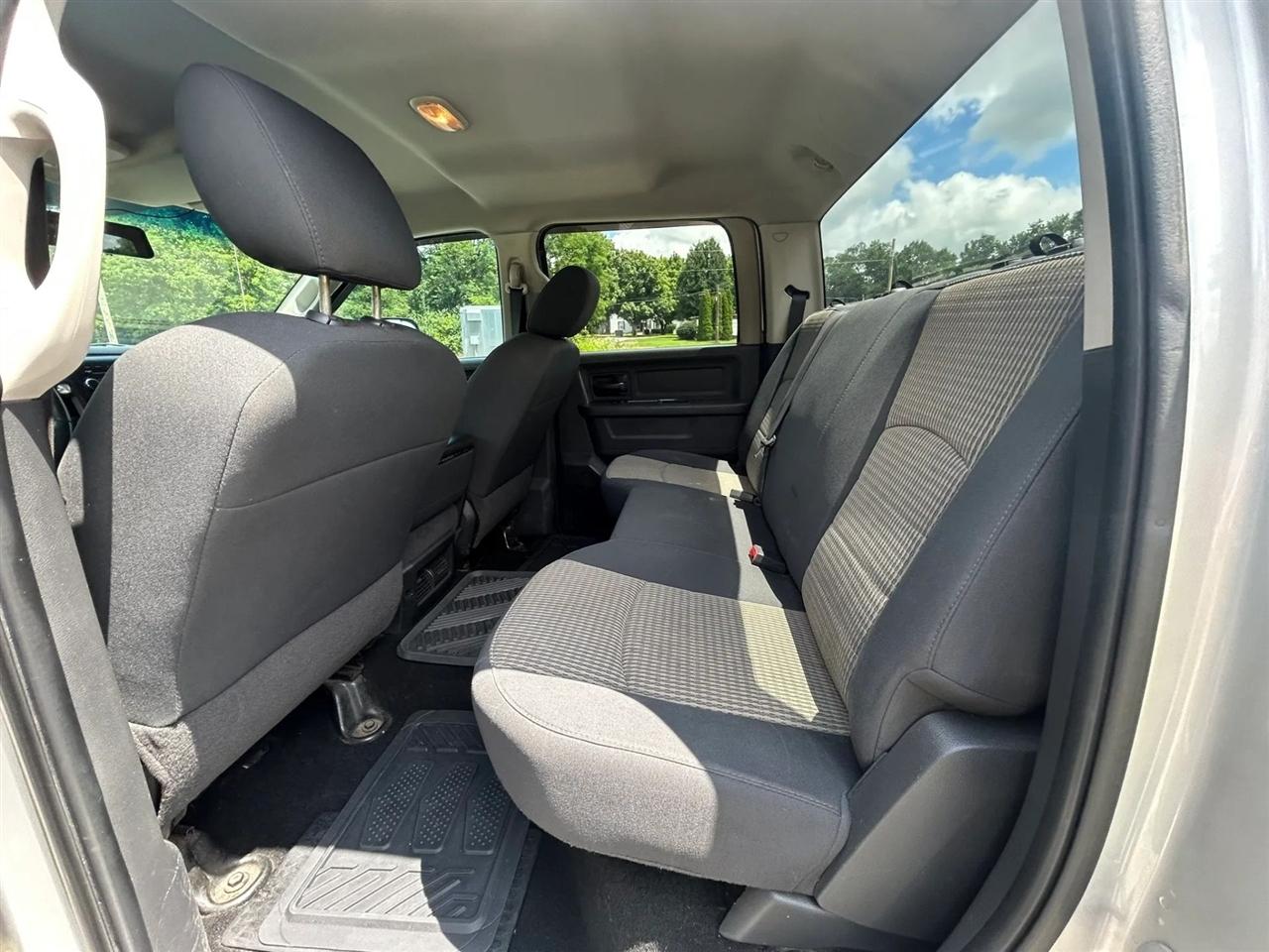 RAM 2500 ST Crew Cab LWB 4WD 2011