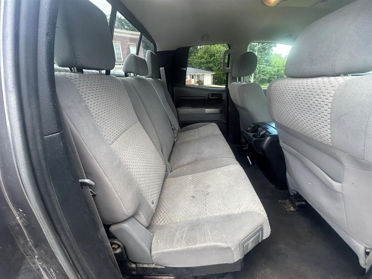 Toyota Tundra Tundra-Grade 5.7L FFV Double Cab 4WD 2013