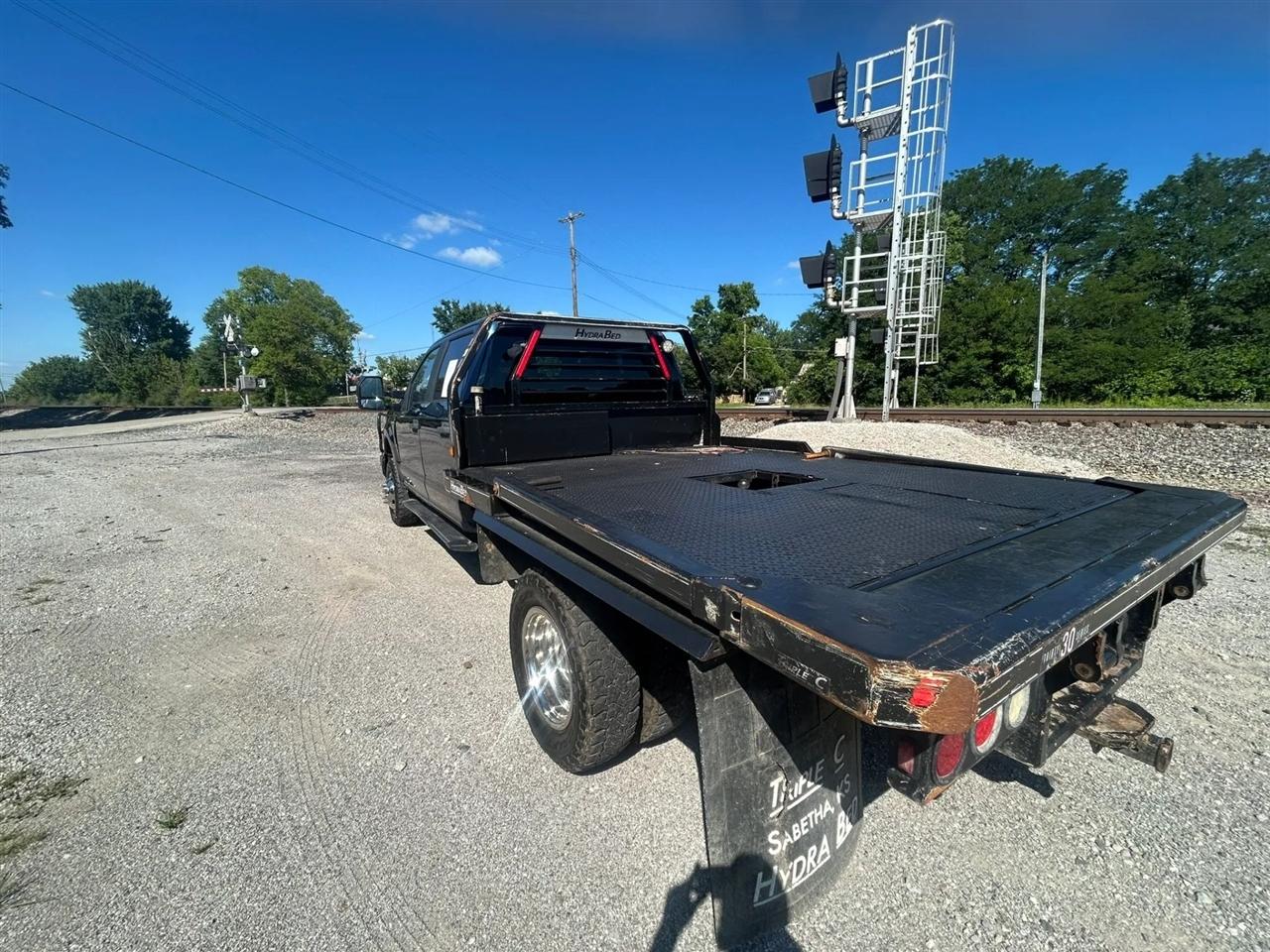 Ford F-350 SD XL Crew Cab Long Bed DRW 4WD 2017