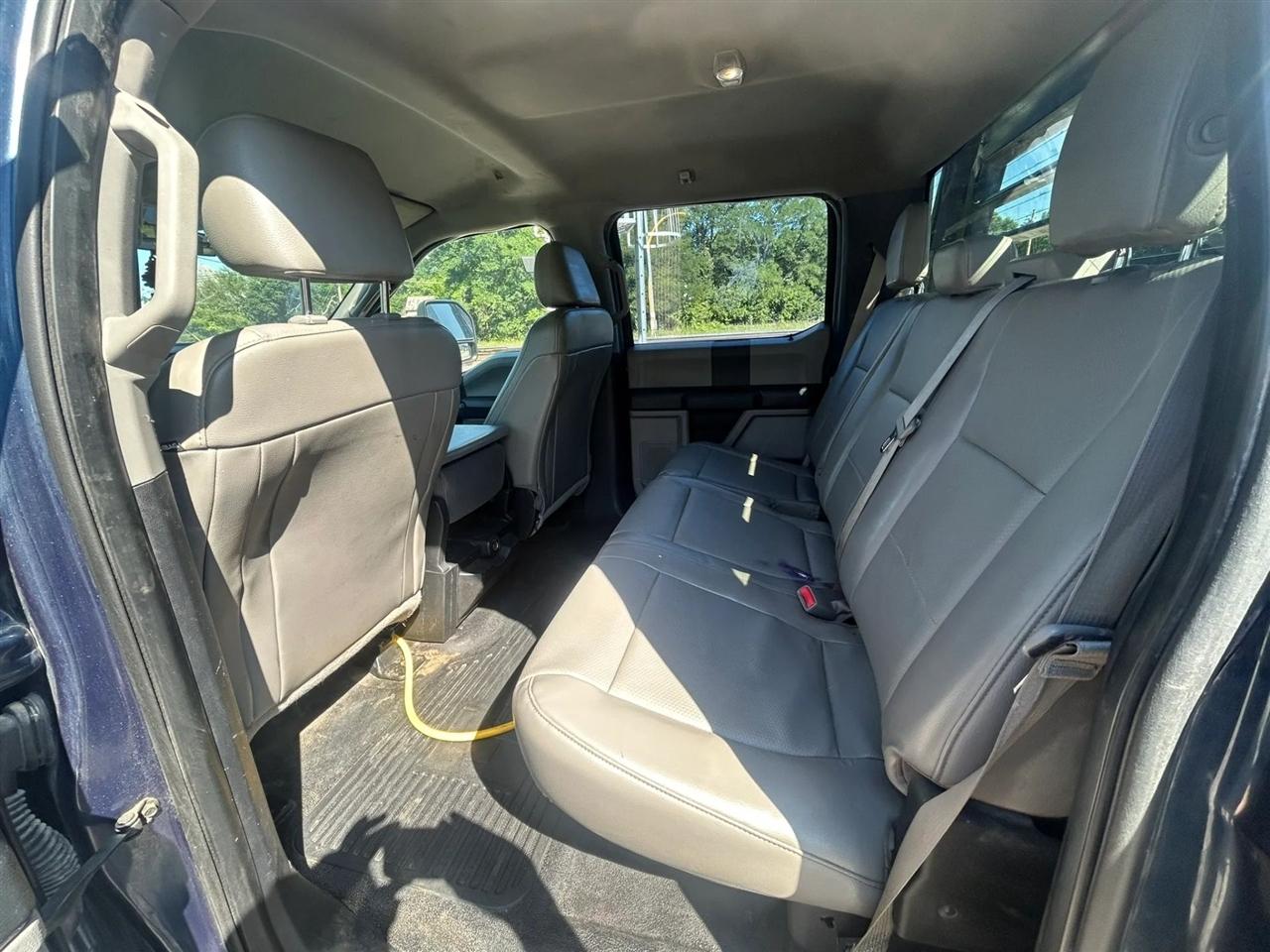 Ford F-350 SD XL Crew Cab Long Bed DRW 4WD 2017