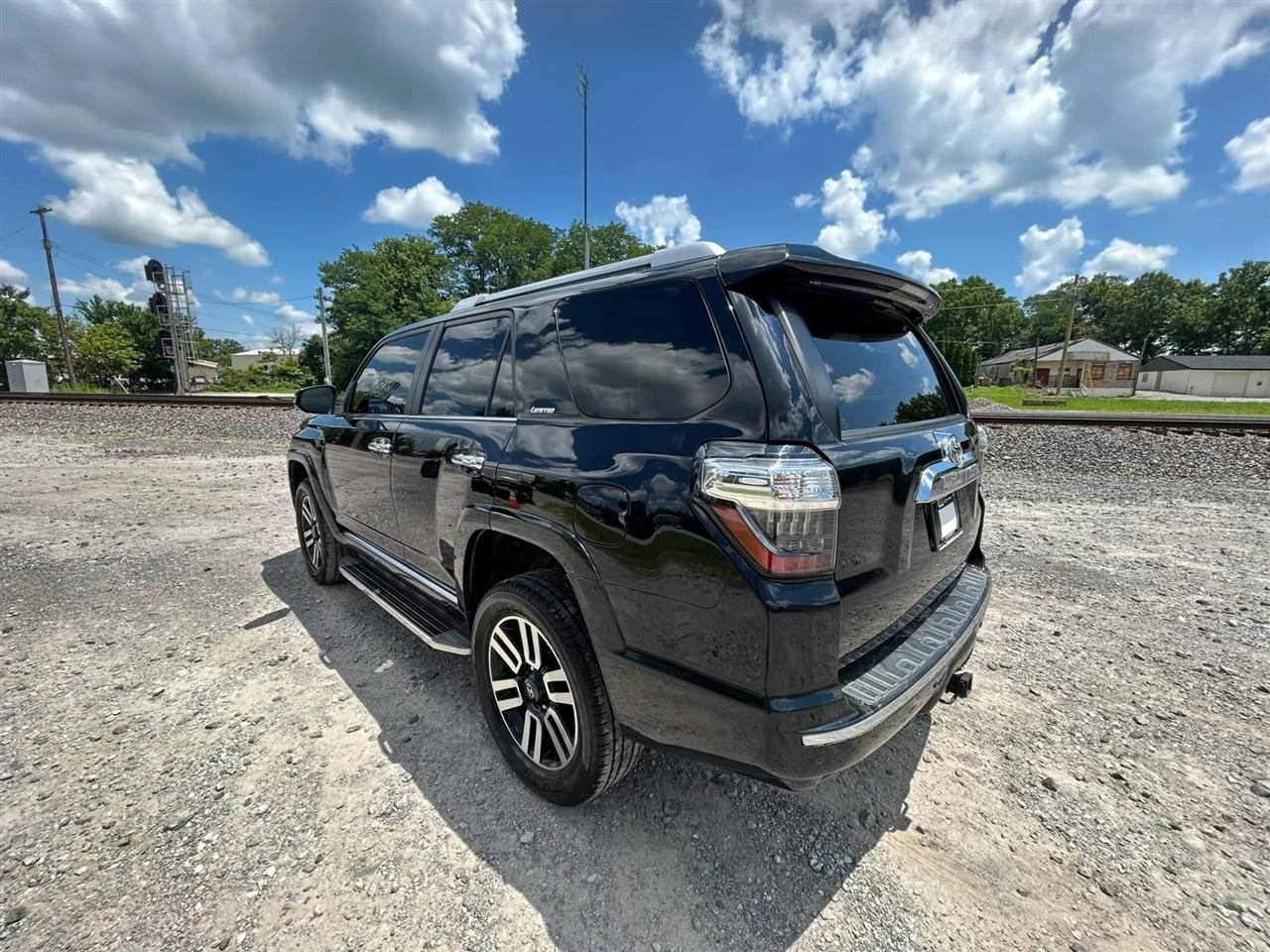 Toyota 4Runner Limited 4WD V6 2018