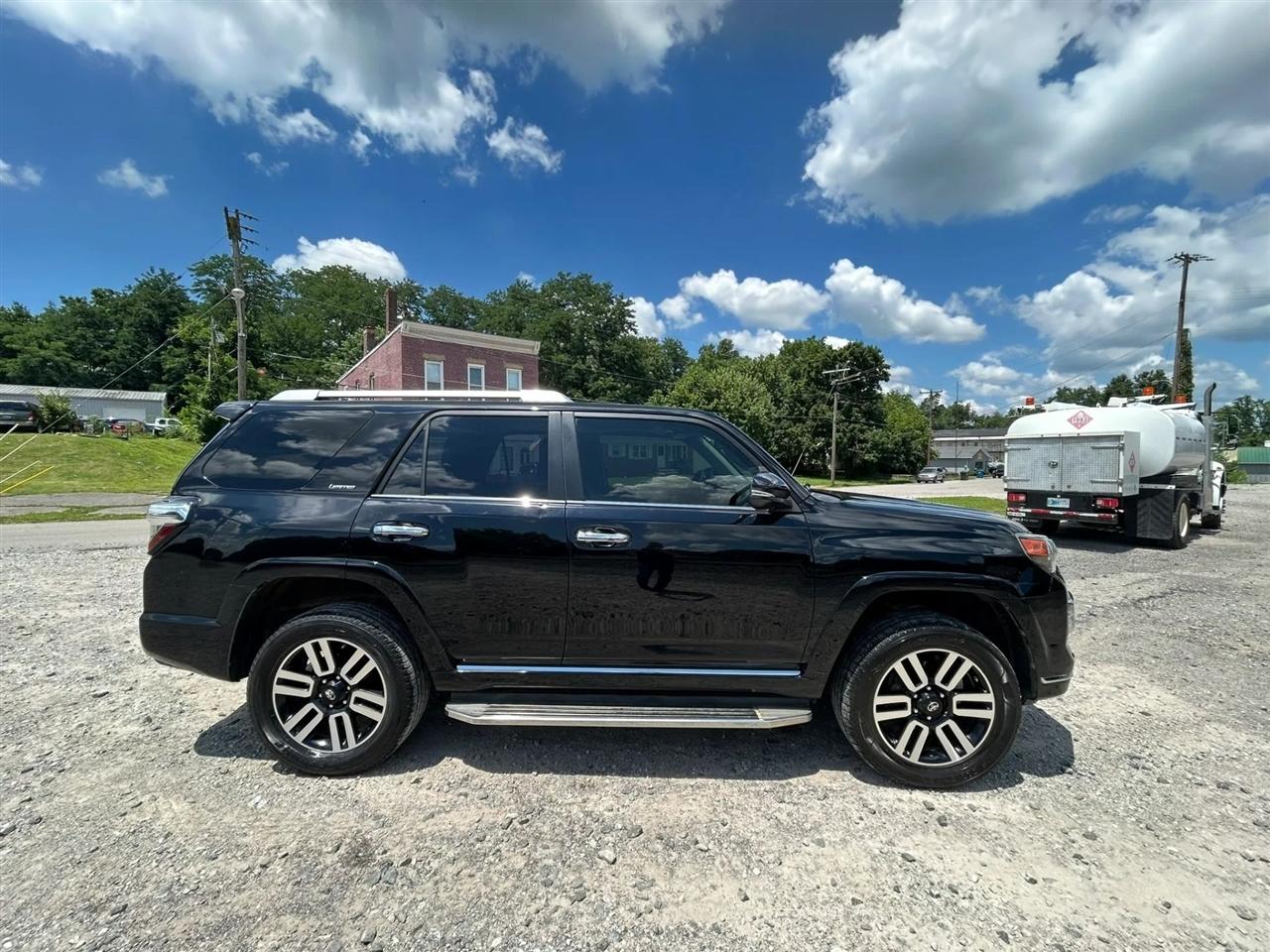Toyota 4Runner Limited 4WD V6 2018