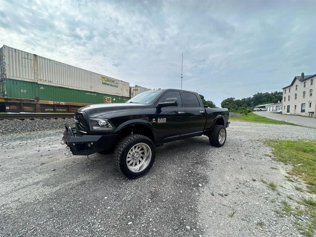 RAM 2500 SLT Crew Cab SWB 4WD 2018