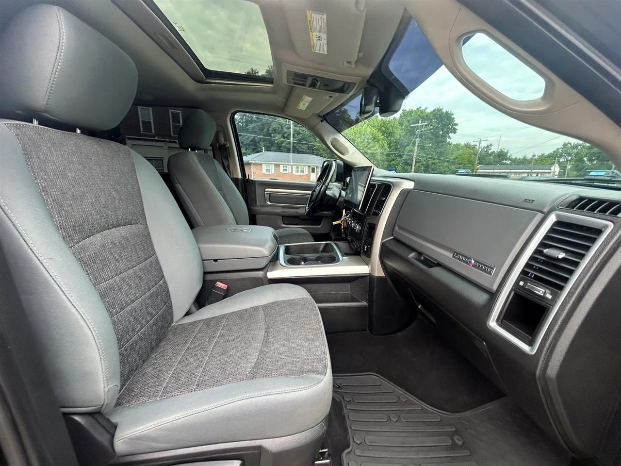 RAM 2500 SLT Crew Cab SWB 4WD 2018